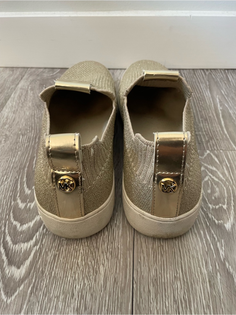 Michael Kors Gold Metallic Stretch Knit Slip On Sneakers Flats Size 7.5 - Picture 2 of 10